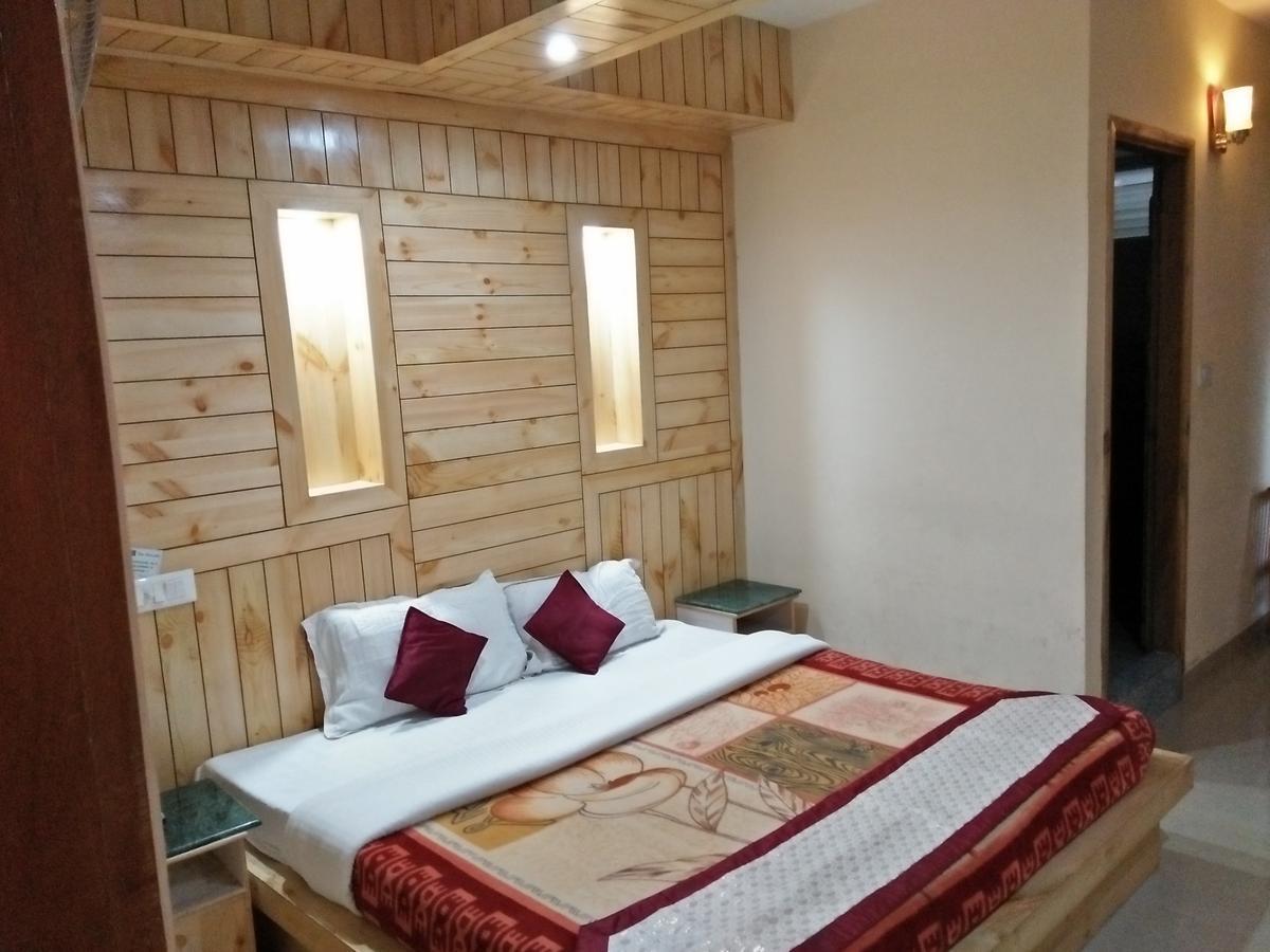 The Shivalik Hotel Manāli Buitenkant foto